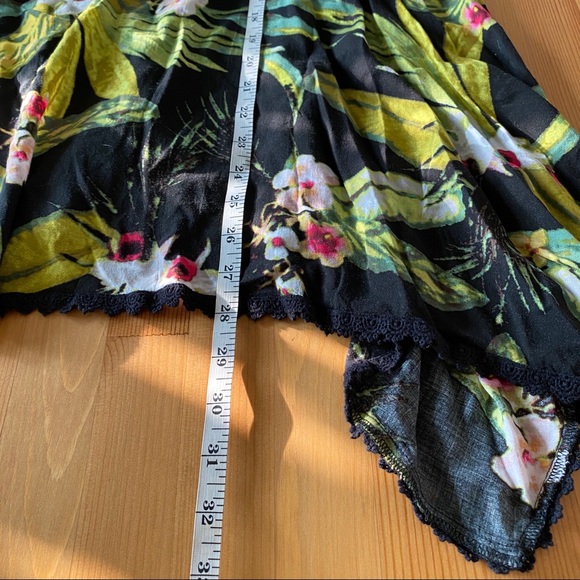 NWOT Urban Outfitters Sleeveless Tropical Tunic - Picture 7 of 7